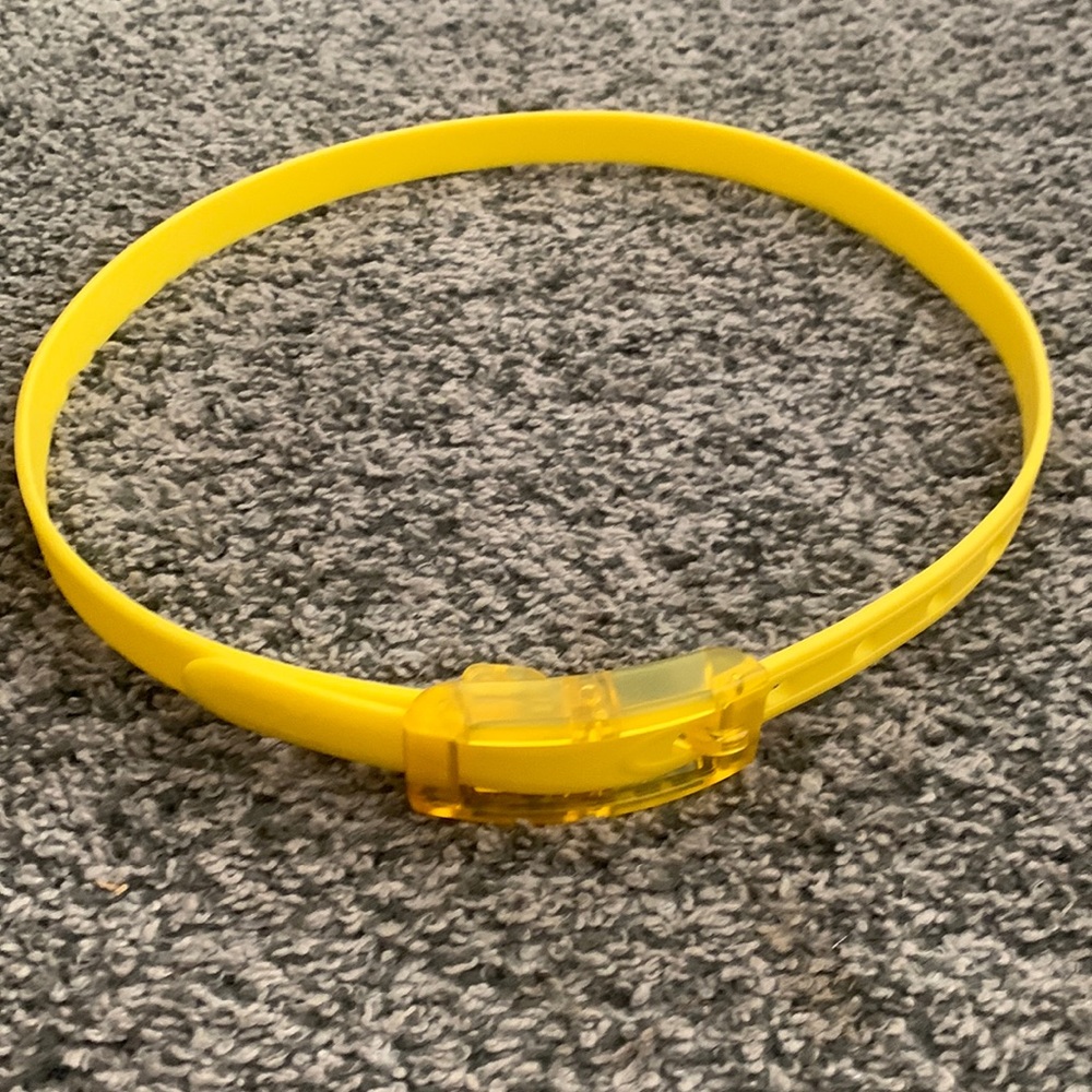 C4 bright yellow belt